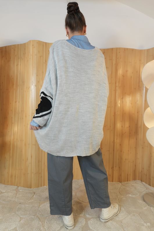 Beatrix Heart Slouch Knit Grey Marl